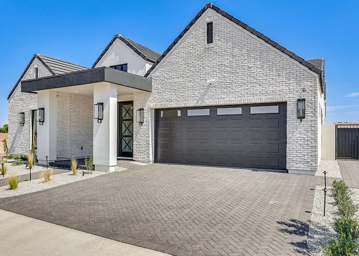 Upscale Oasis! Luxe Chandler Gem W/ Patio Sun Lakes